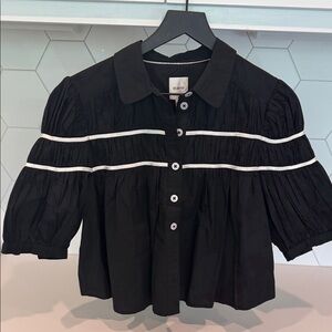 Maeve Black Button-Front Puff Sleeve Blouse with White Piping. NWT size medium